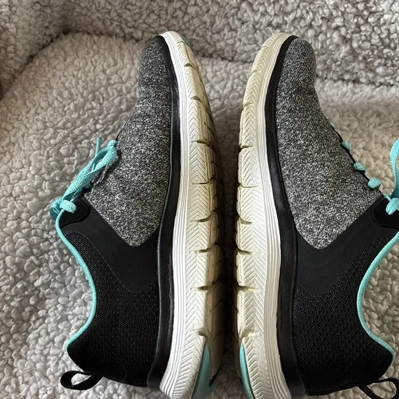 Sketchers sneakers Flex Lite Run II Train, size 7.5 - Picture 9 of 10